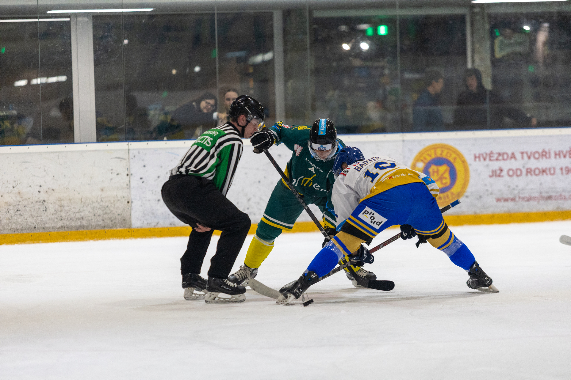 Farmers před bouřlivou kulisou padli s MUNI, sezóna je ale teprve na startu